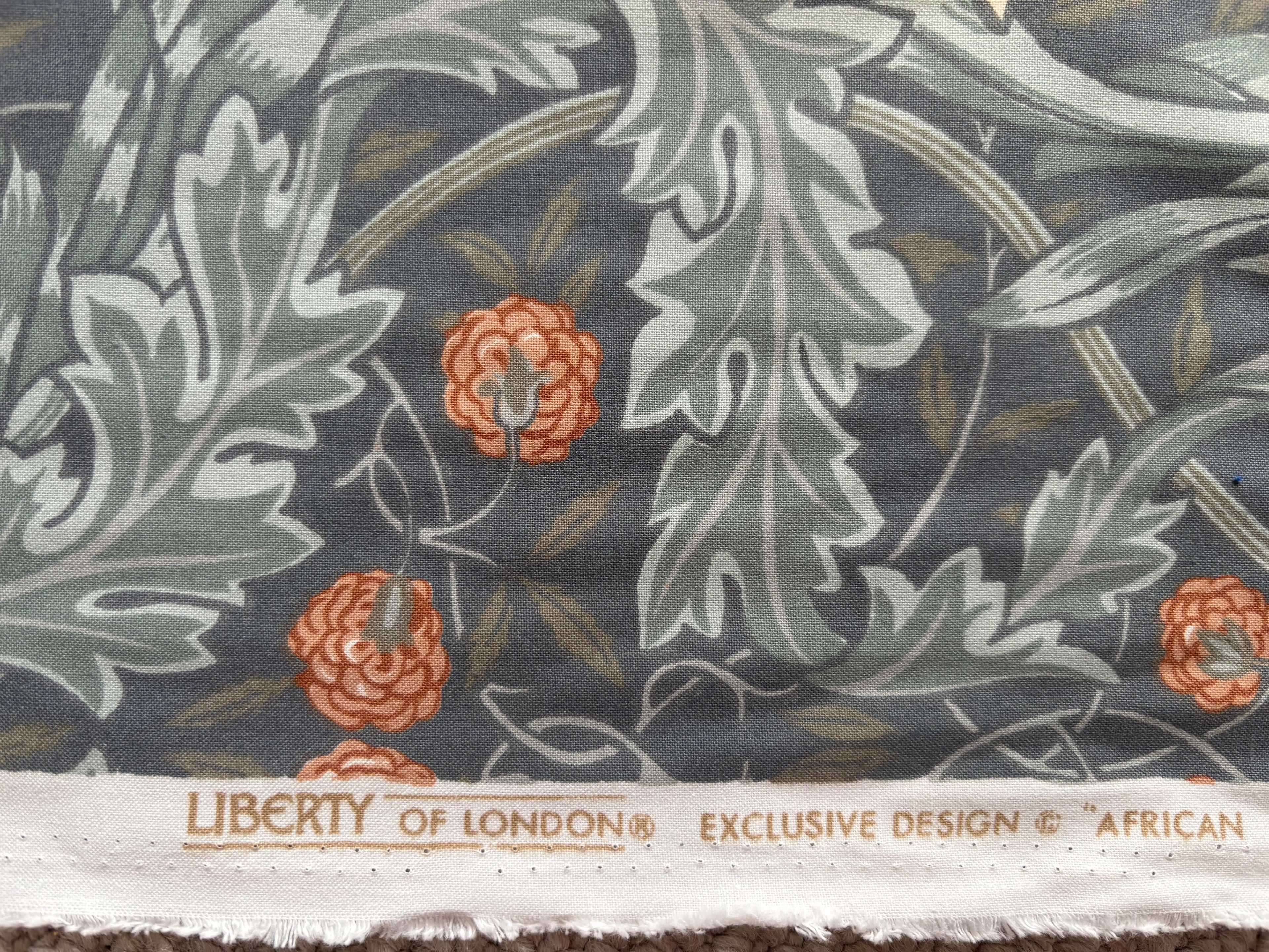 Heritage Square Tote Small