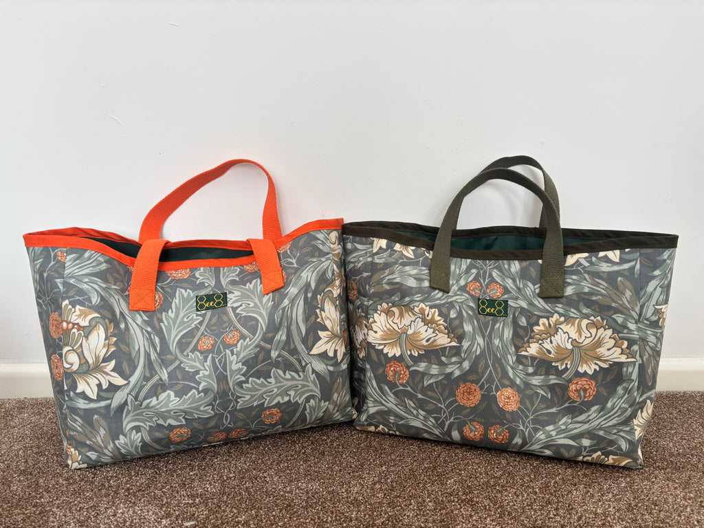 Heritage Square Tote Large