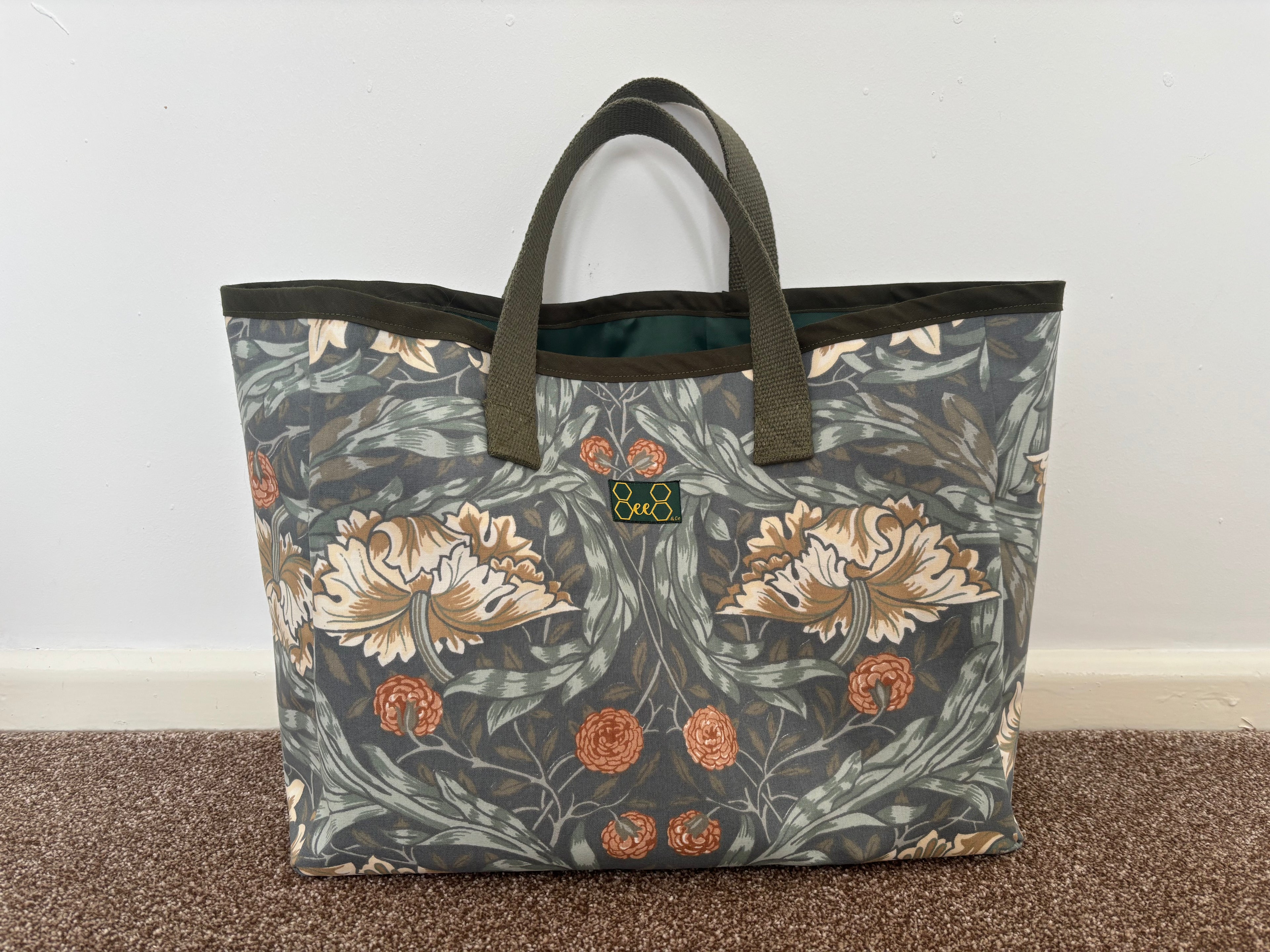 Heritage Square Tote Large