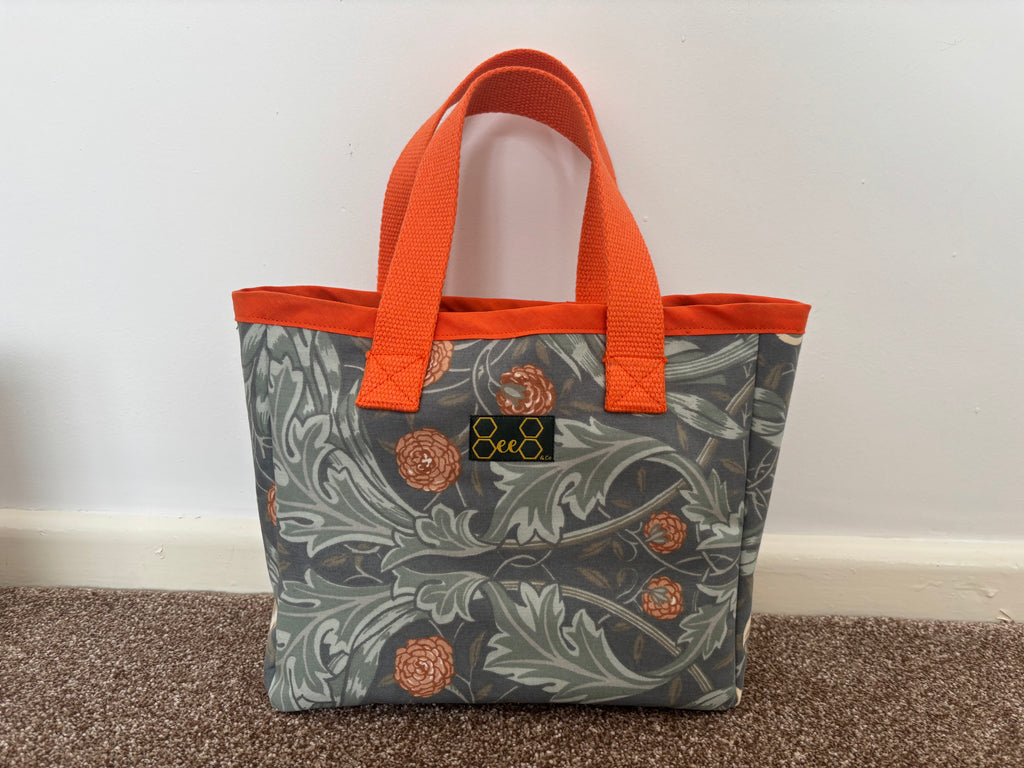 Heritage Square Tote Small