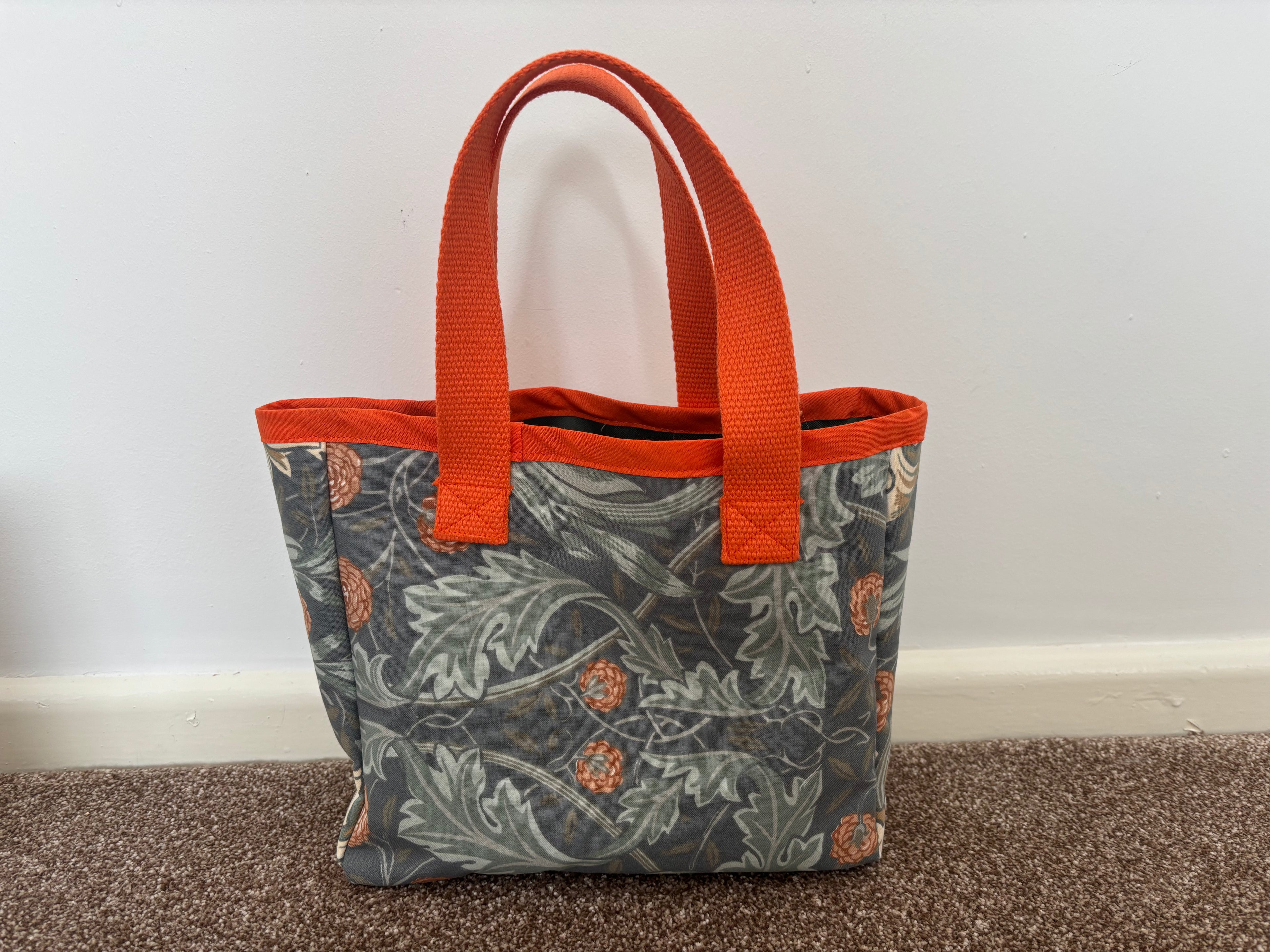 Heritage Square Tote Small