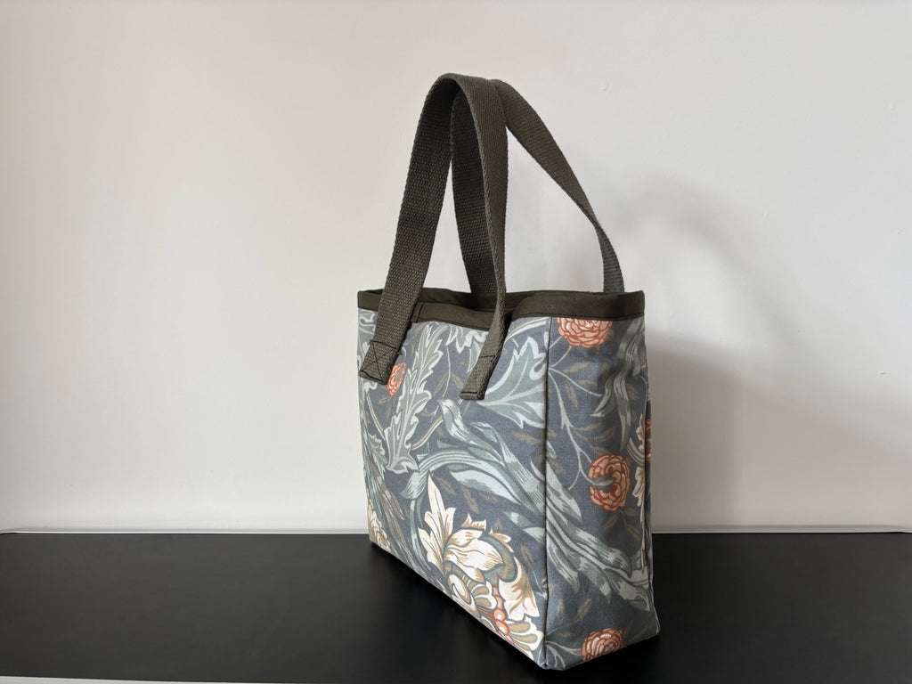 Heritage Square Tote Small