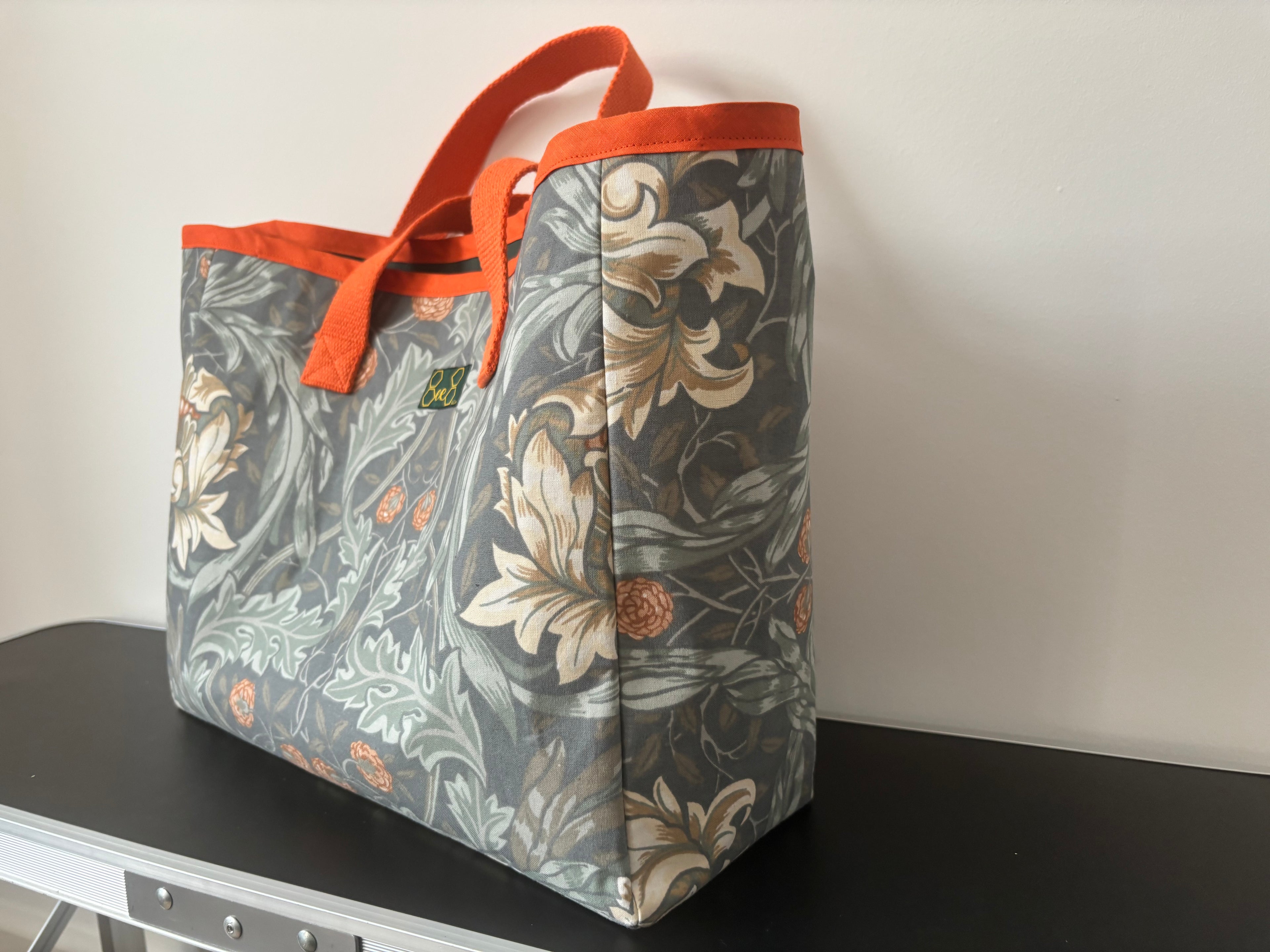 Heritage Square Tote Large