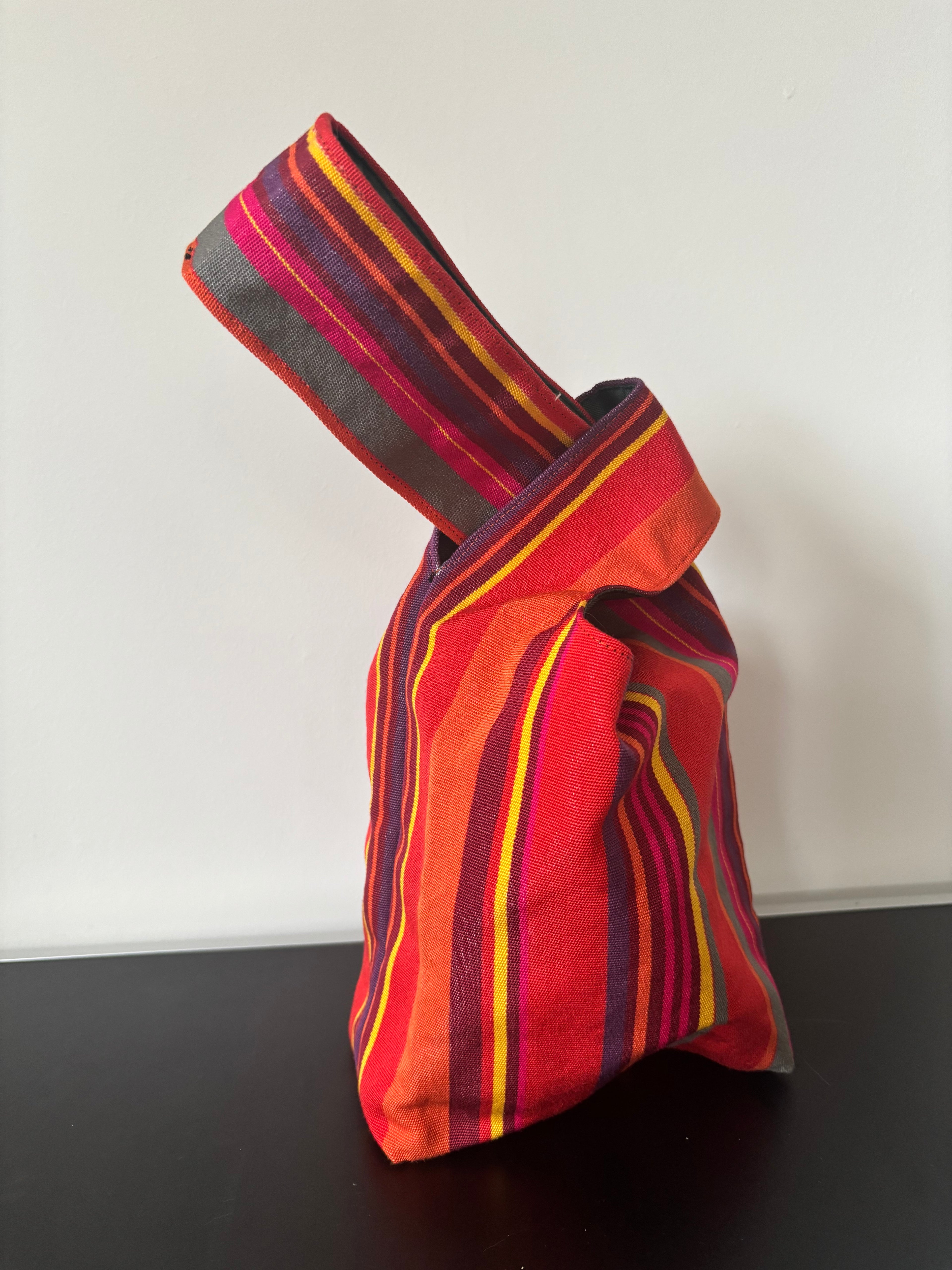 Knot BeeB Bag Medium